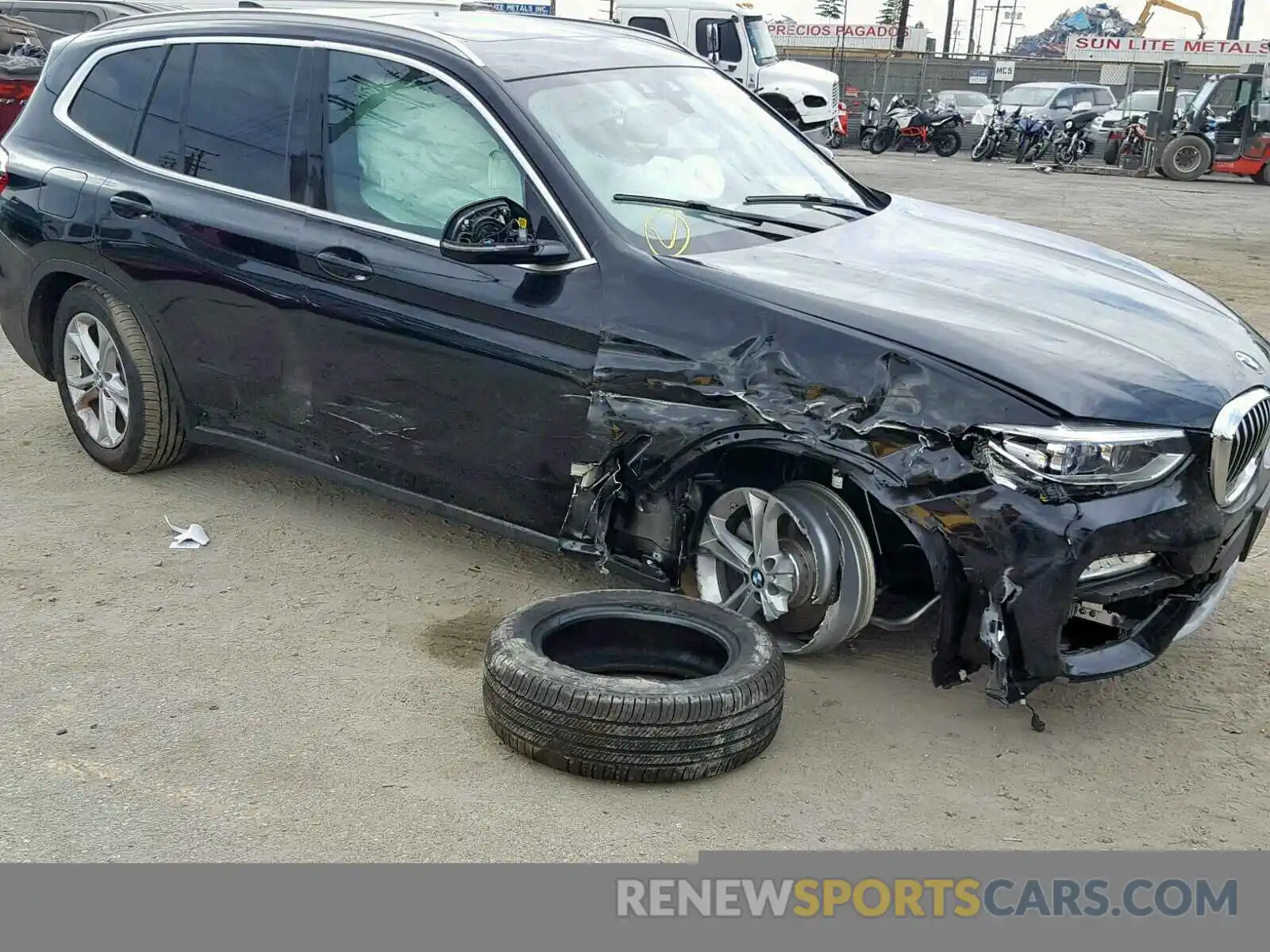 9 Photograph of a damaged car 5UXTR7C52KLR39878 BMW X3 SDRIVE3 2019