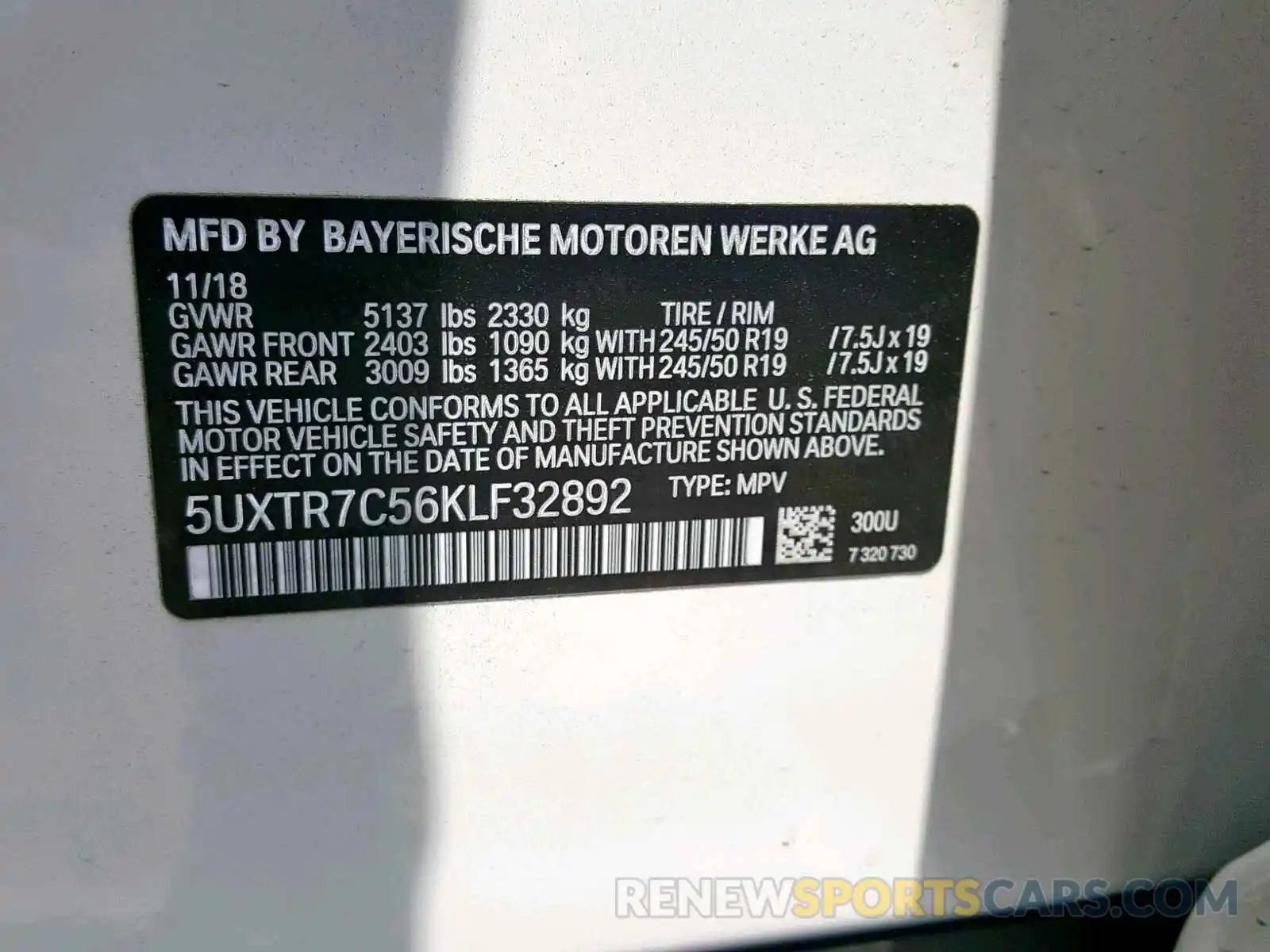 10 Photograph of a damaged car 5UXTR7C56KLF32892 BMW X3 SDRIVE3 2019