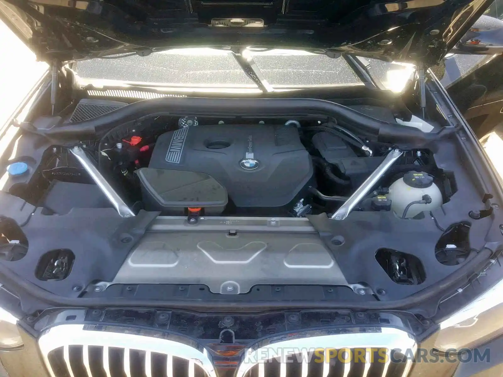 7 Photograph of a damaged car 5UXTR7C5XKLF34421 BMW X3 SDRIVE3 2019