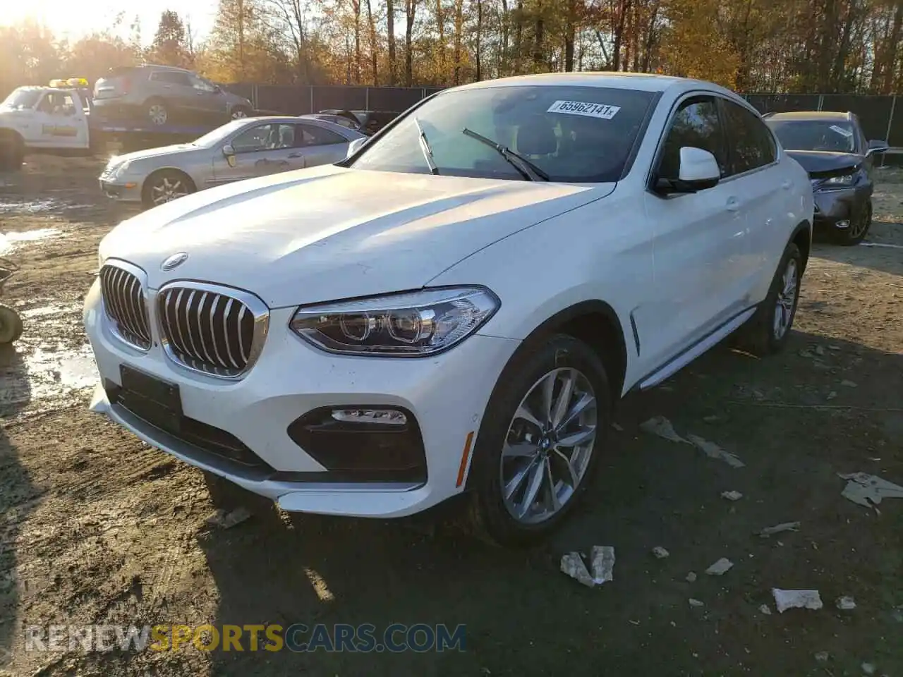 2 Photograph of a damaged car 5UXUJ3C50KLG57424 BMW X4 2019