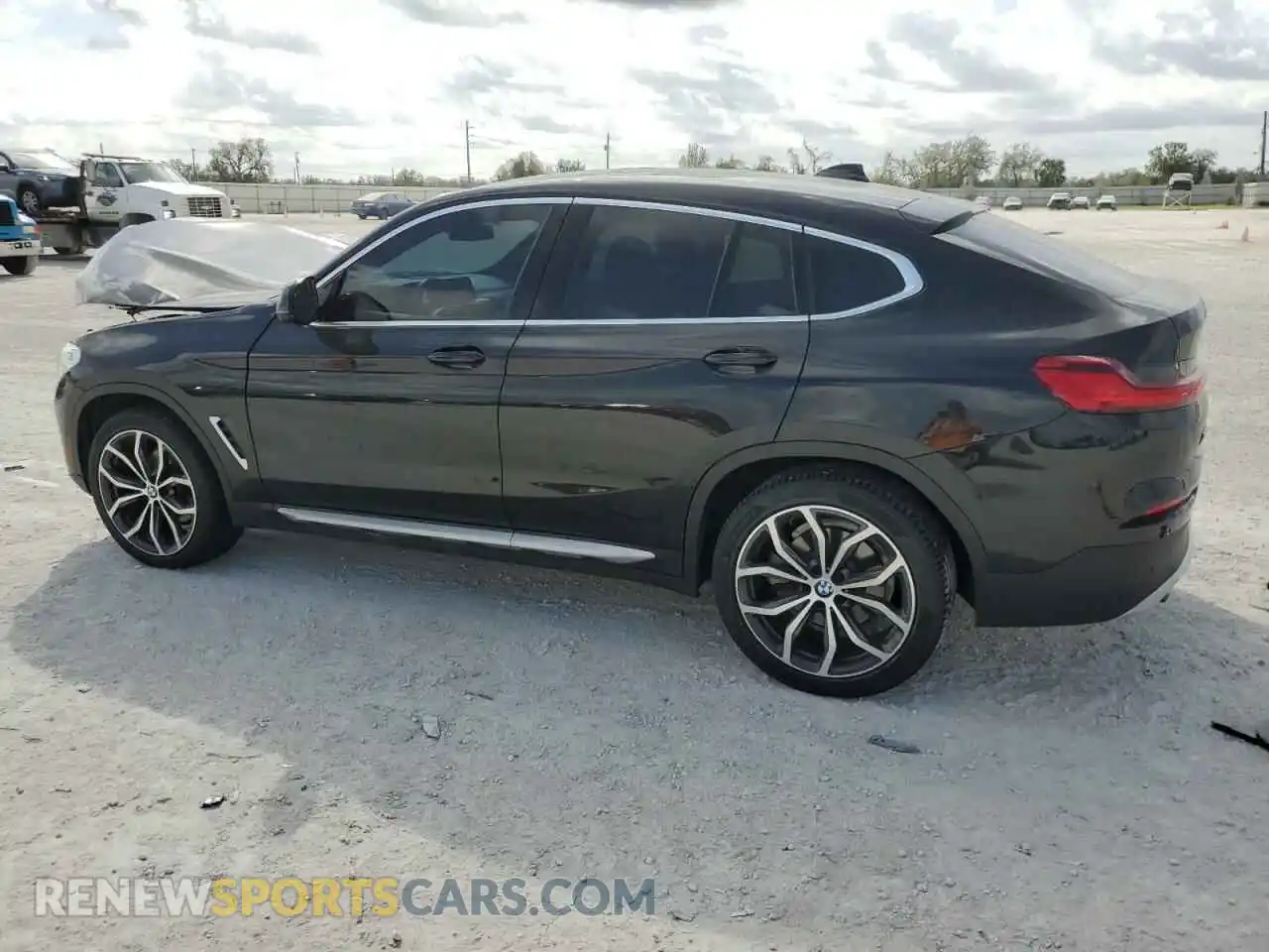 2 fotografías del automóvil dañado 5UXUJ3C56KLG54947 BMW X4 2019