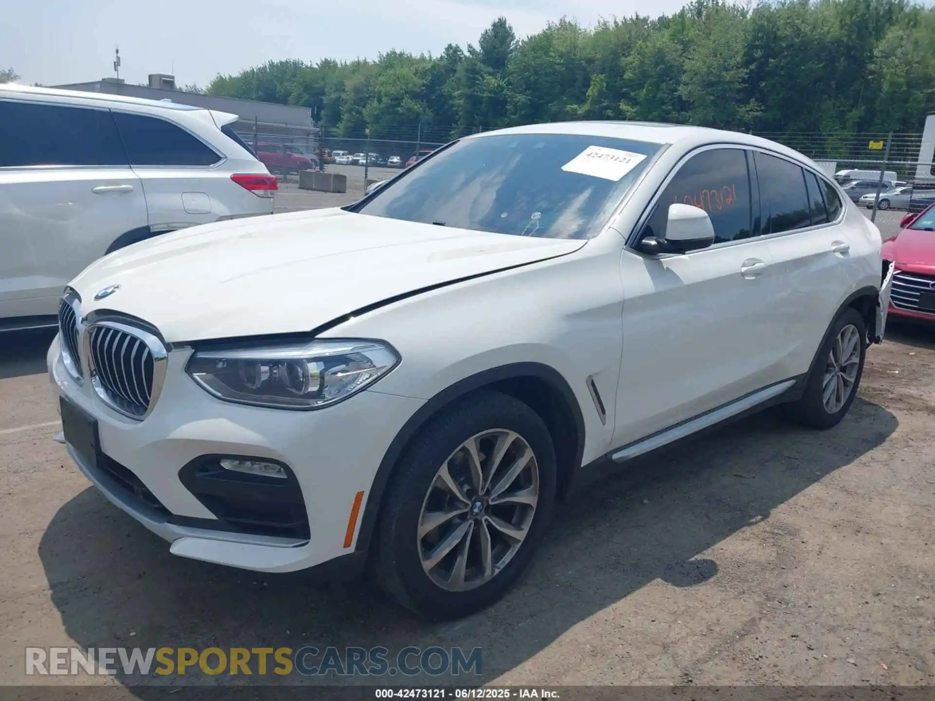 2 Photograph of a damaged car 5UXUJ3C56KLG57413 BMW X4 2019