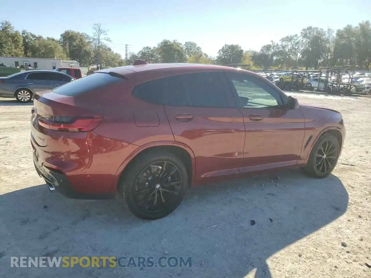 3 Photograph of a damaged car 5UXUJ3C58KLG52861 BMW X4 2019