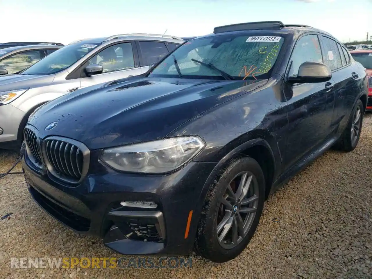 2 Photograph of a damaged car 5UXUJ5C59KLJ62499 BMW X4 2019
