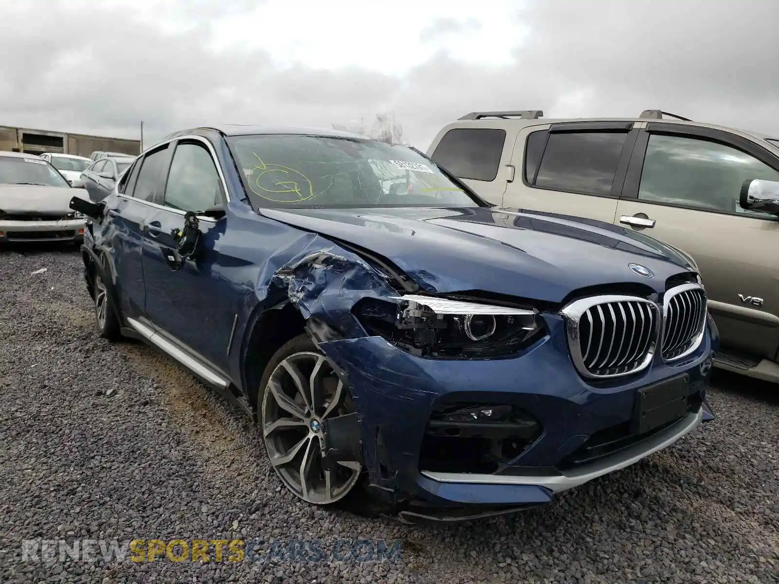 1 Photograph of a damaged car 5UX2V1C02LLE67453 BMW X4 2020