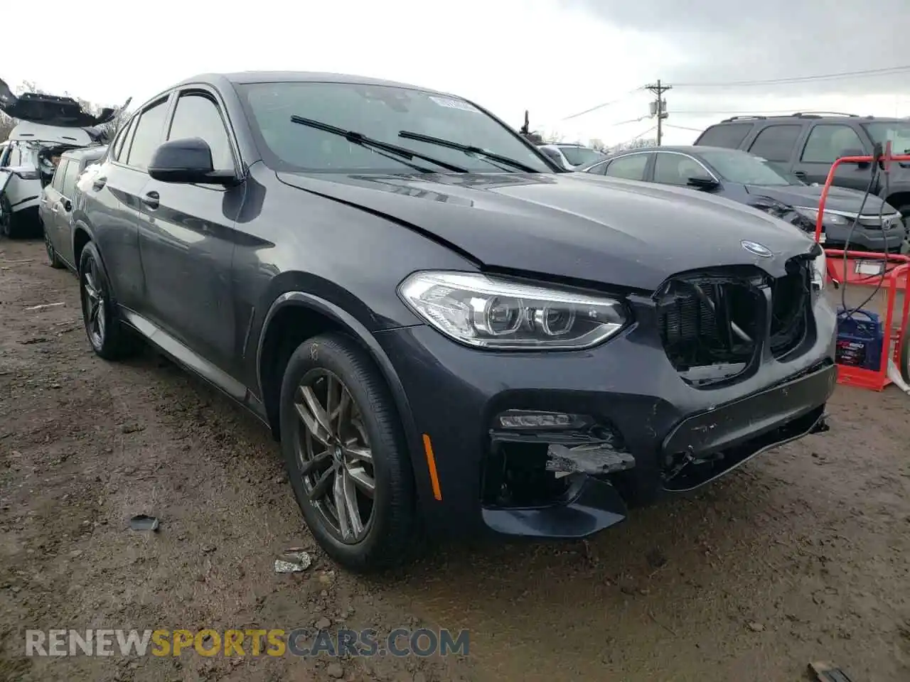 1 Photograph of a damaged car 5UX2V1C09L9C53279 BMW X4 2020