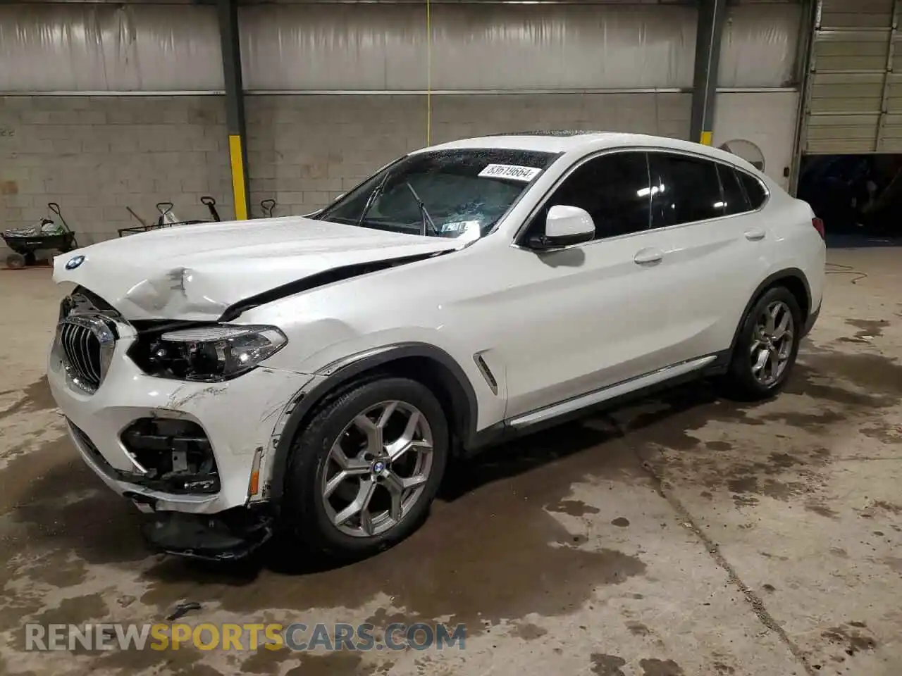 1 Photograph of a damaged car 5UX2V1C0XLLZ32784 BMW X4 2020