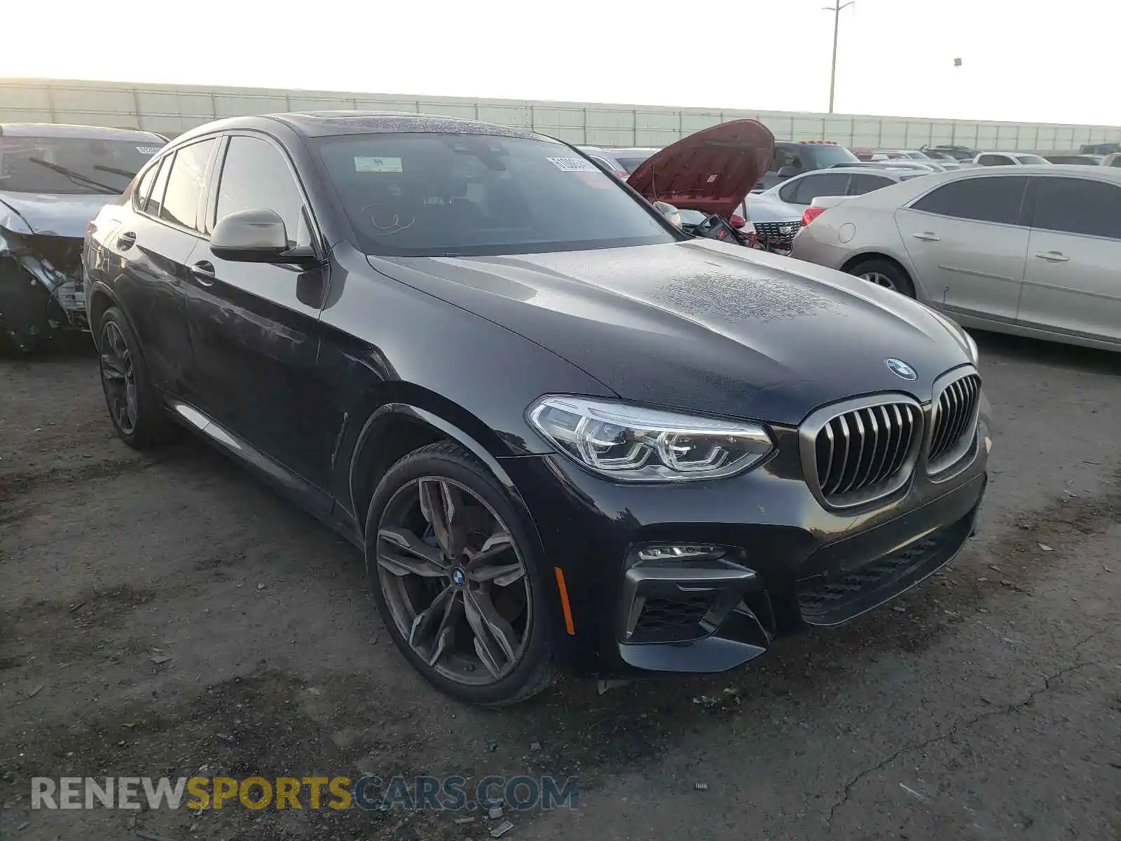 1 Фотография поврежденного автомобиля 5UX2V5C05L9D45710 BMW X4 2020