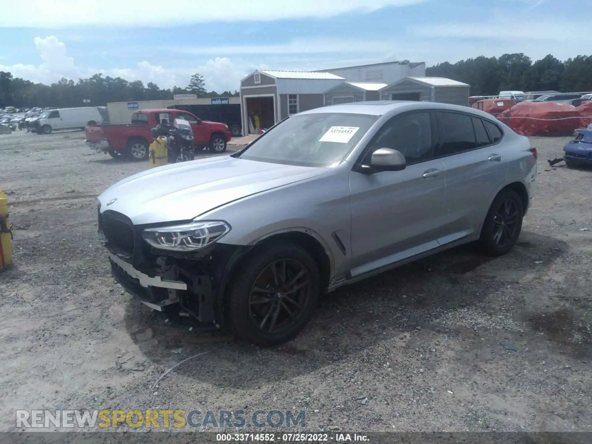 2 Фотография поврежденного автомобиля 5UX2V5C0XL9C01733 BMW X4 2020