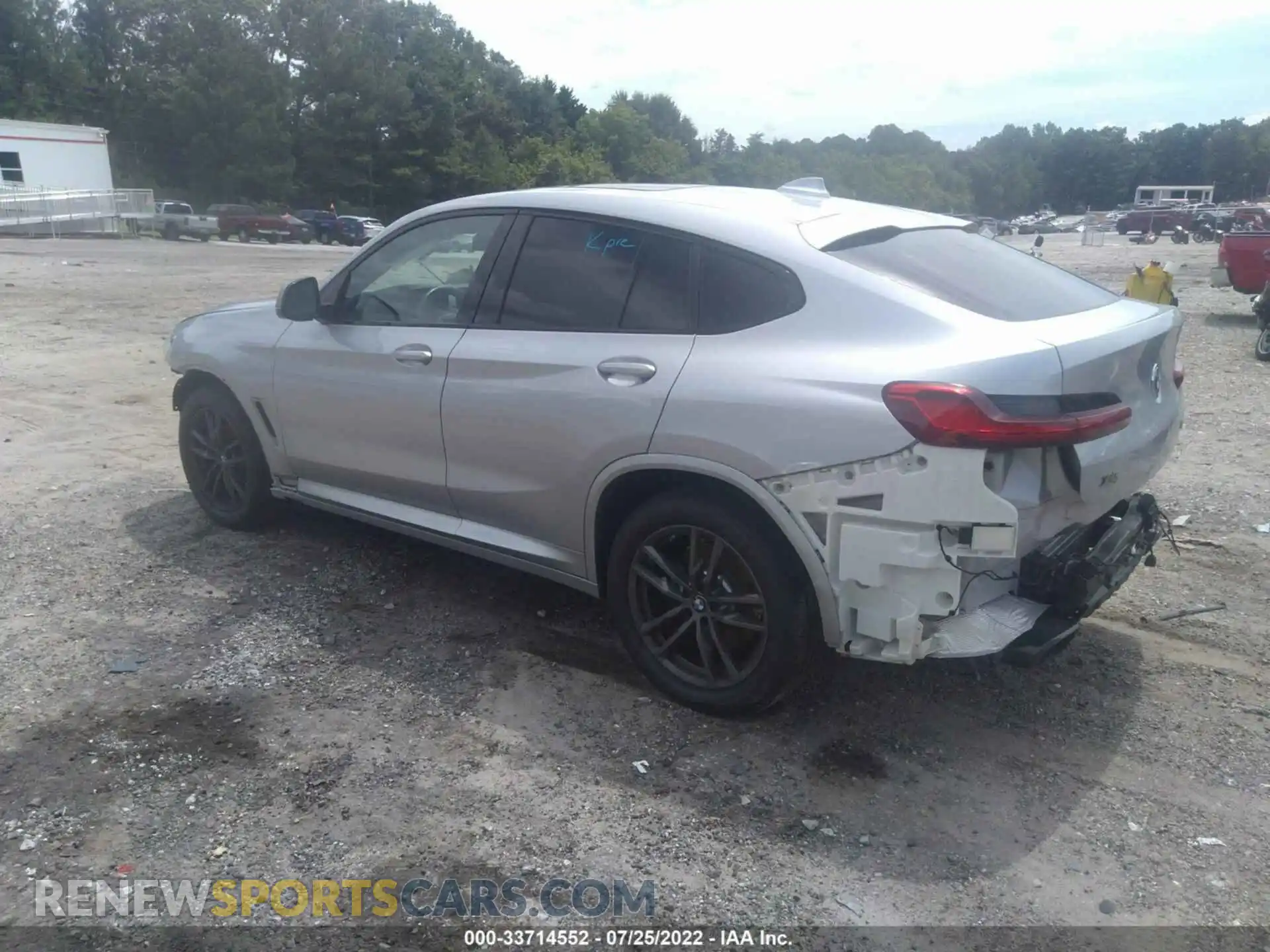 3 Фотография поврежденного автомобиля 5UX2V5C0XL9C01733 BMW X4 2020