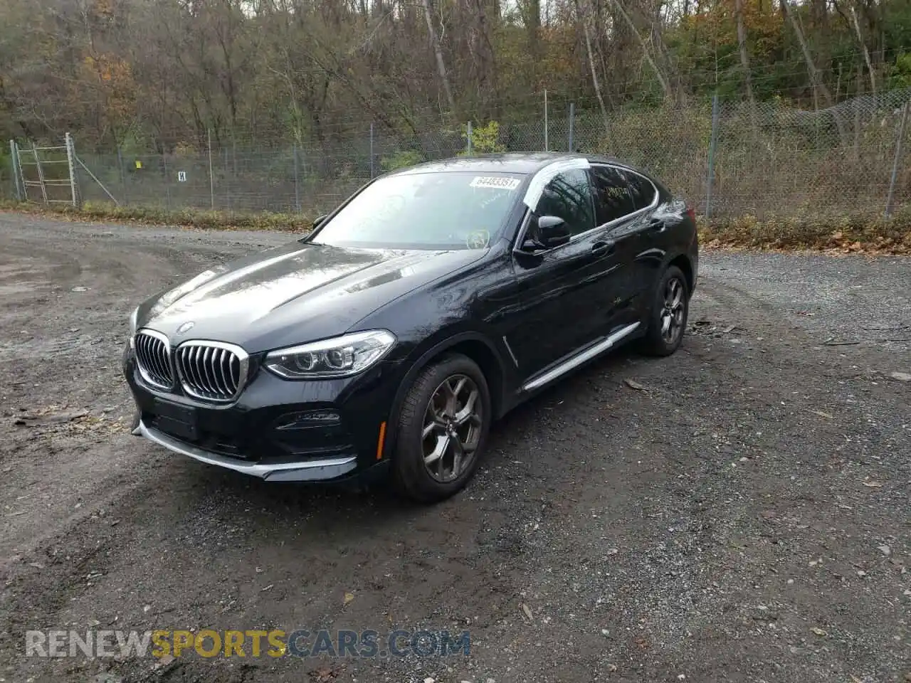 2 Photograph of a damaged car 5UX2V1C01M9D87222 BMW X4 2021