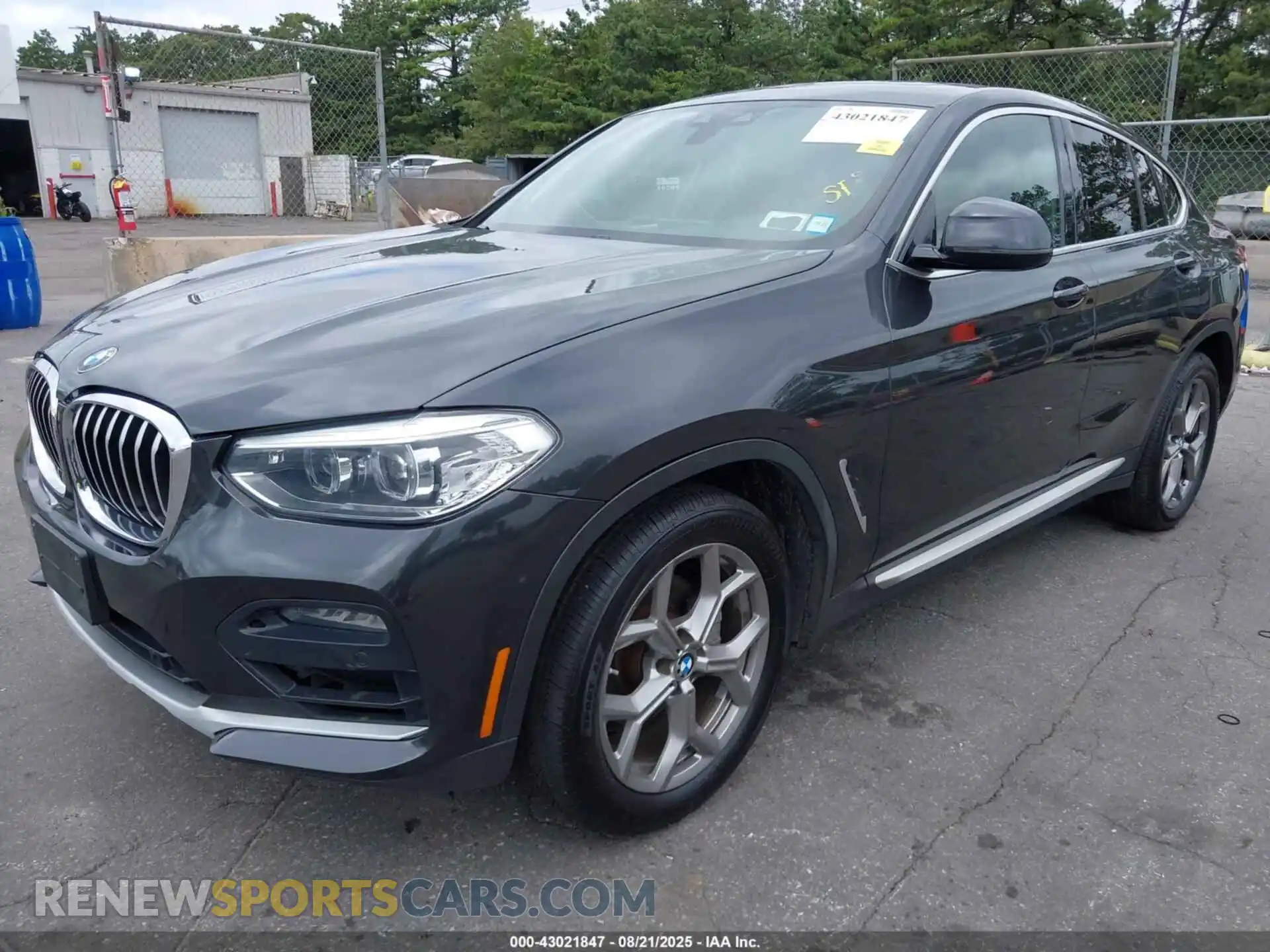 2 fotografías del automóvil dañado 5UX2V1C04M9F84322 BMW X4 2021