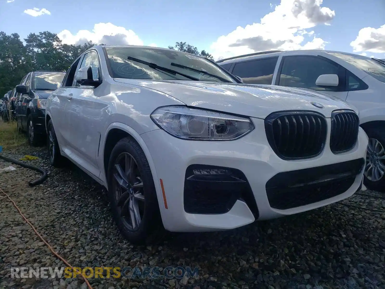 1 Фотография поврежденного автомобиля 5UX2V1C05M9F02209 BMW X4 2021