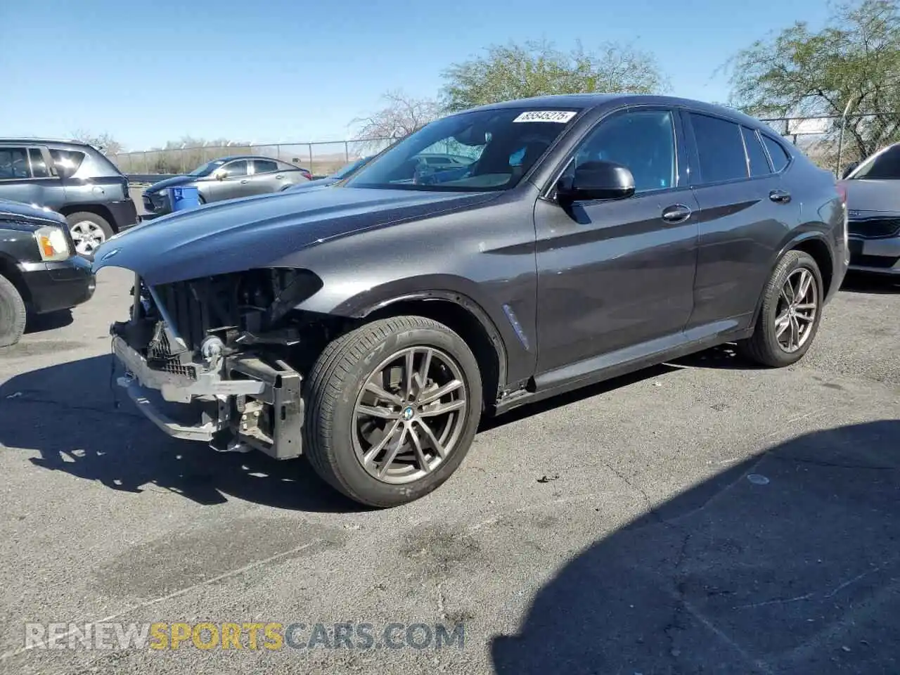 1 Photograph of a damaged car 5UX2V1C05M9H34065 BMW X4 2021
