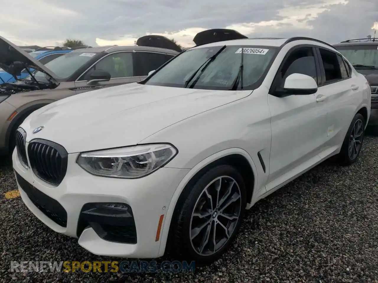 1 Фотография поврежденного автомобиля 5UX2V1C05M9H34647 BMW X4 2021