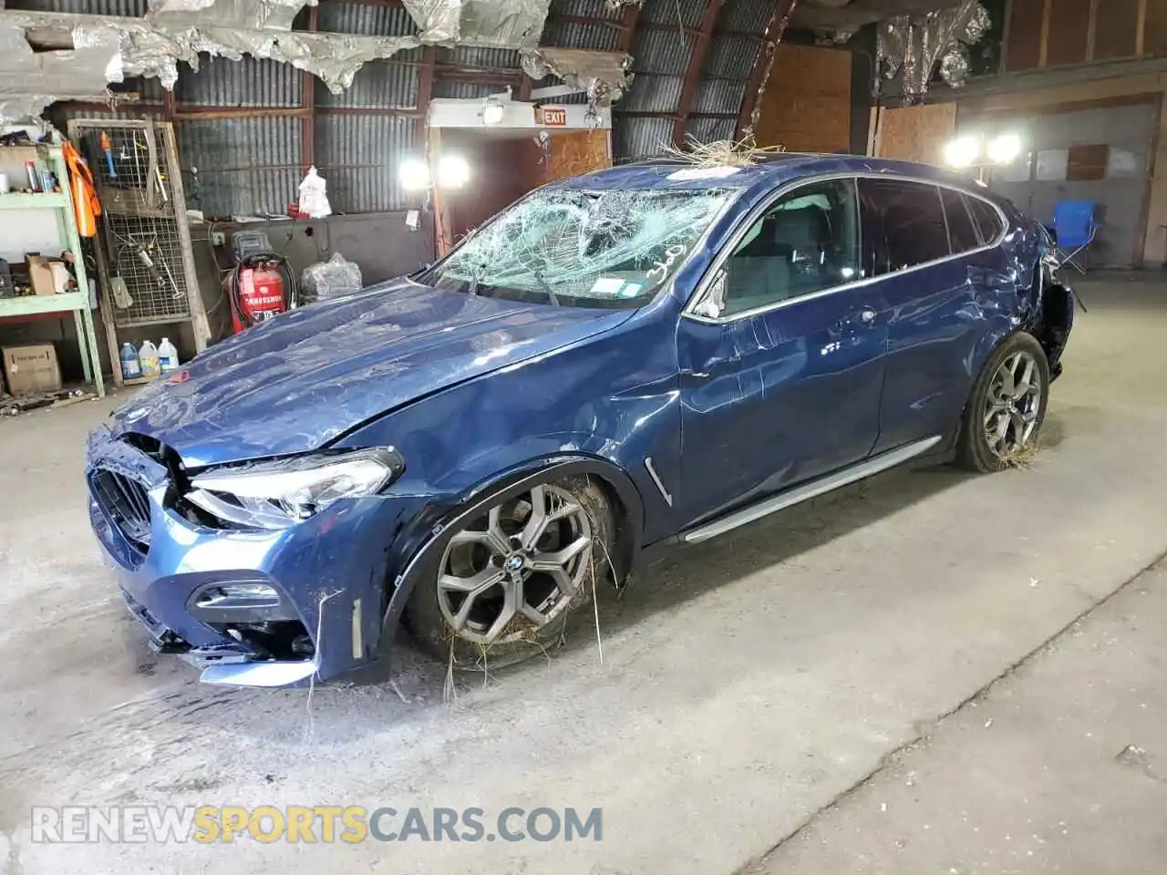 1 Photograph of a damaged car 5UX2V1C06M9H66359 BMW X4 2021