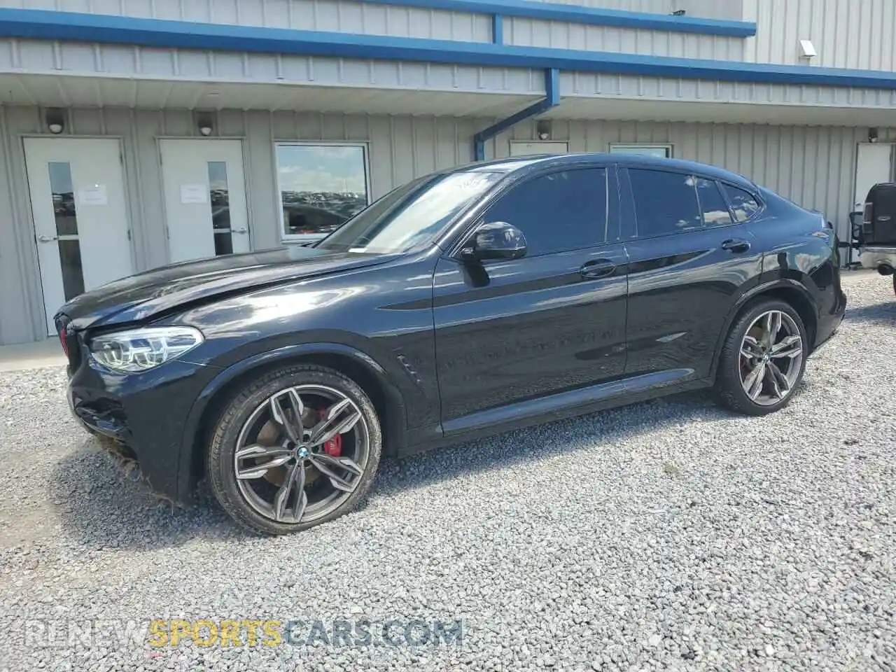 1 Photograph of a damaged car 5UX2V5C02M9G87889 BMW X4 2021