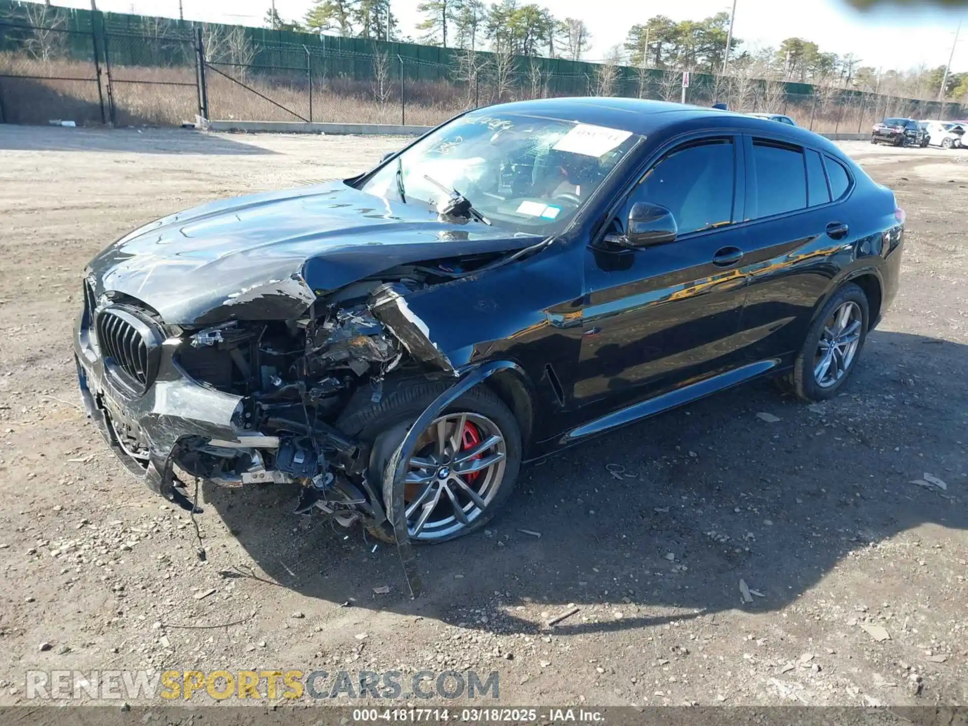 2 Photograph of a damaged car 5UX2V5C03M9H54824 BMW X4 2021
