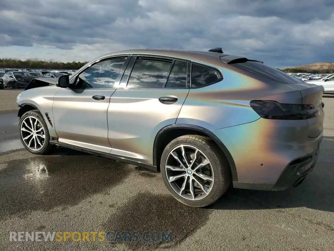 2 Photograph of a damaged car 5UX2V5C08M9F52562 BMW X4 2021
