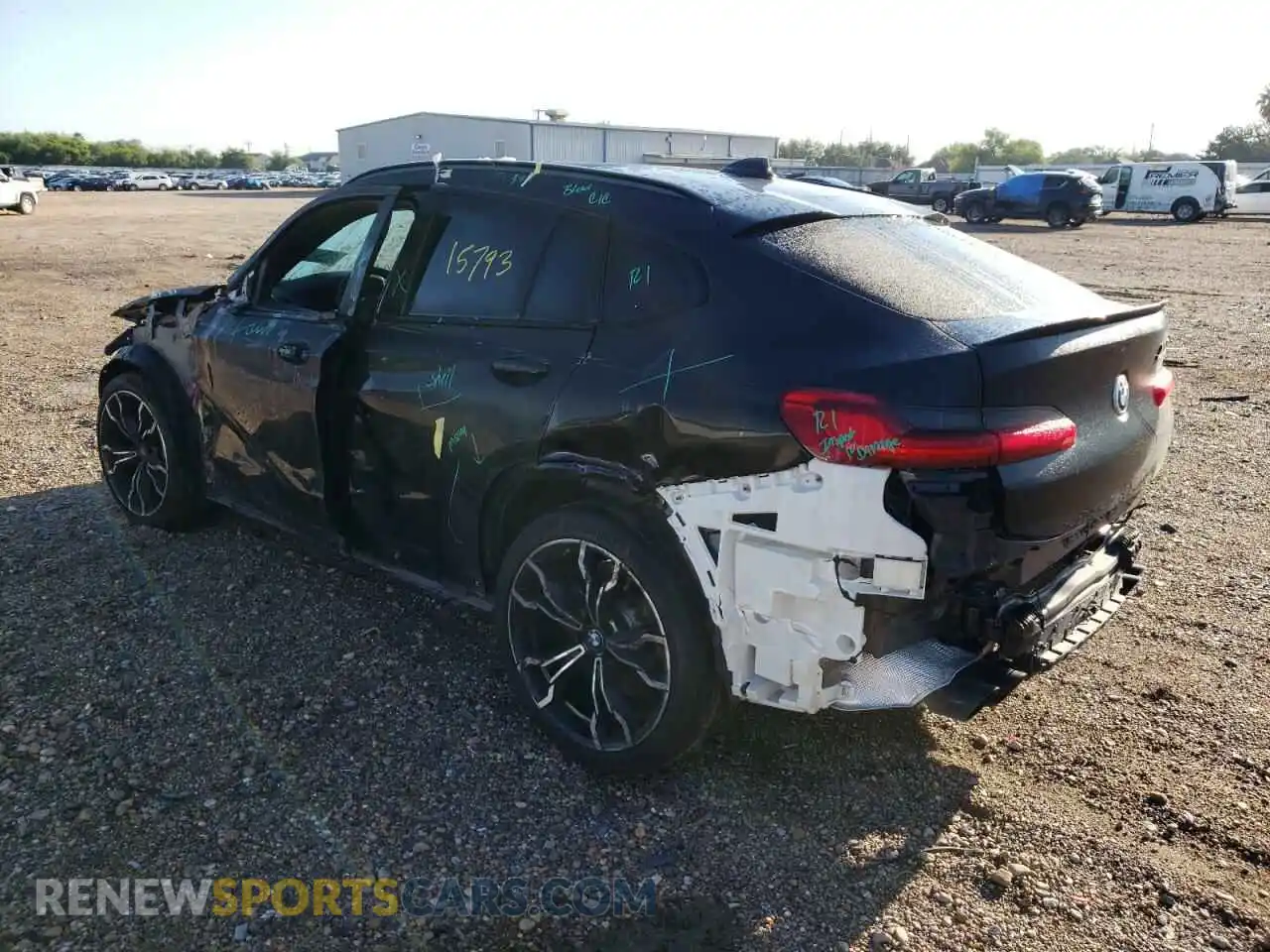 3 Photograph of a damaged car 5YMUJ0C02M9G38353 BMW X4 2021