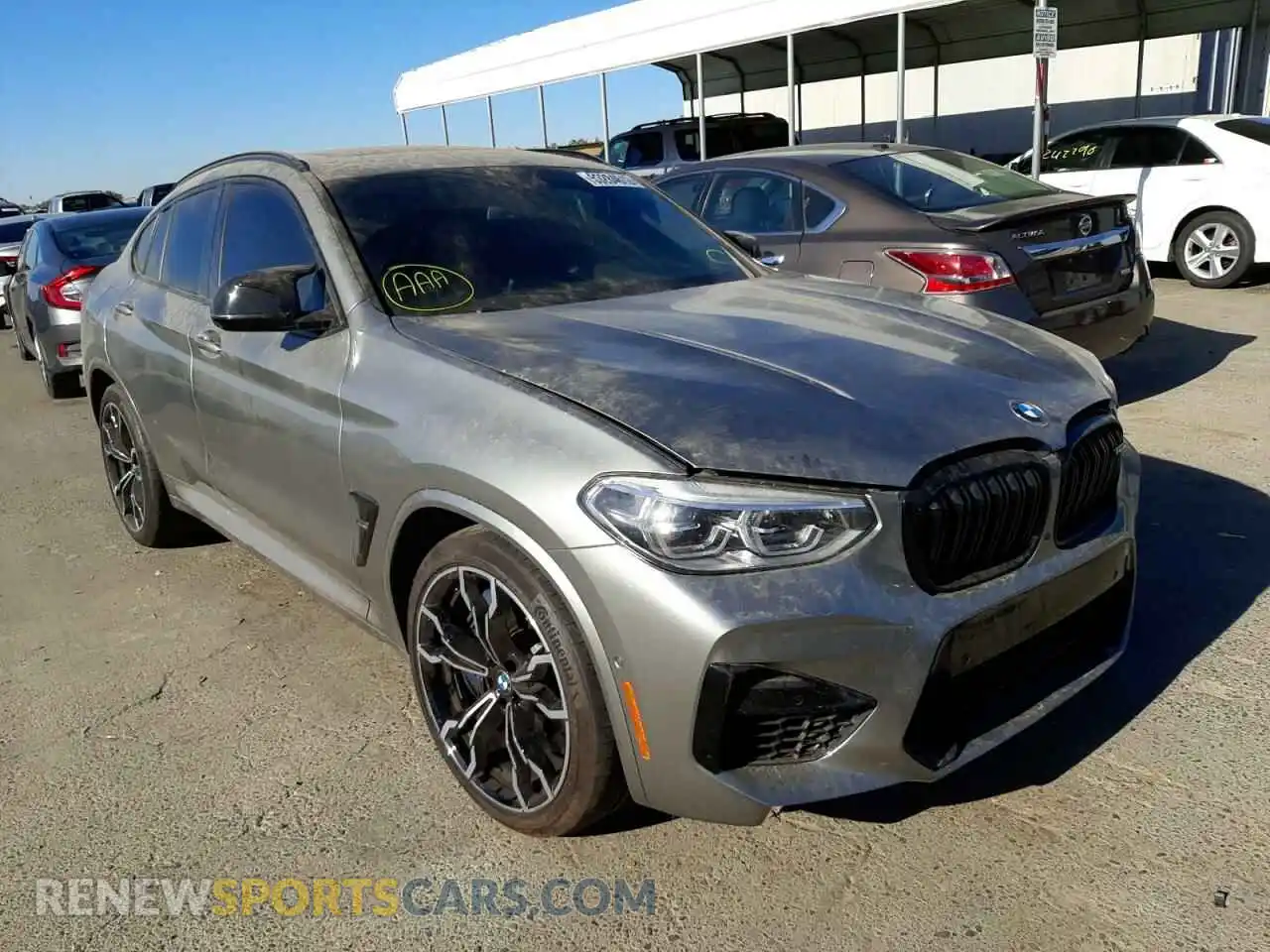 1 Photograph of a damaged car 5YMUJ0C07M9G40017 BMW X4 2021