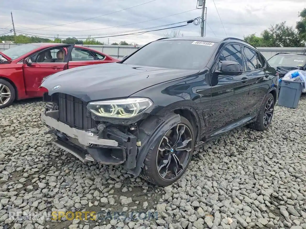 1 Photograph of a damaged car 5YMUJ0C09M9G49611 BMW X4 2021