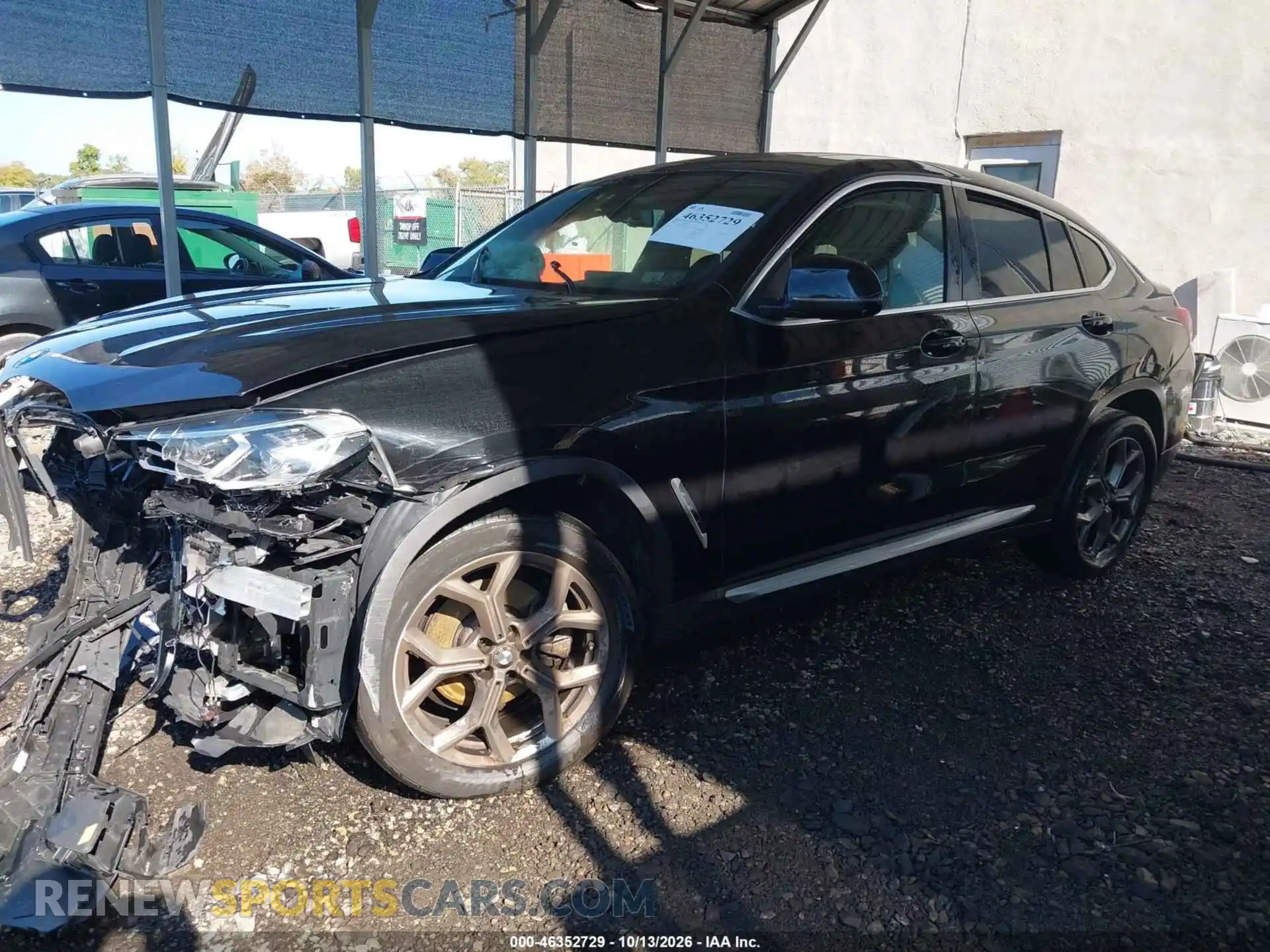 2 Photograph of a damaged car 5UX33DT01N9L96836 BMW X4 2022