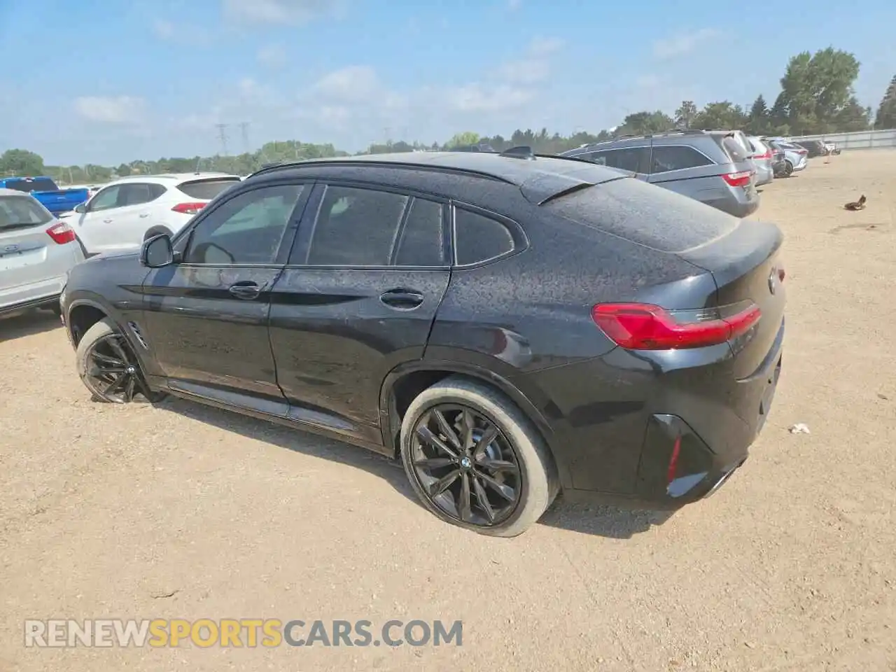 2 Фотография поврежденного автомобиля 5UX33DT03N9K19446 BMW X4 2022