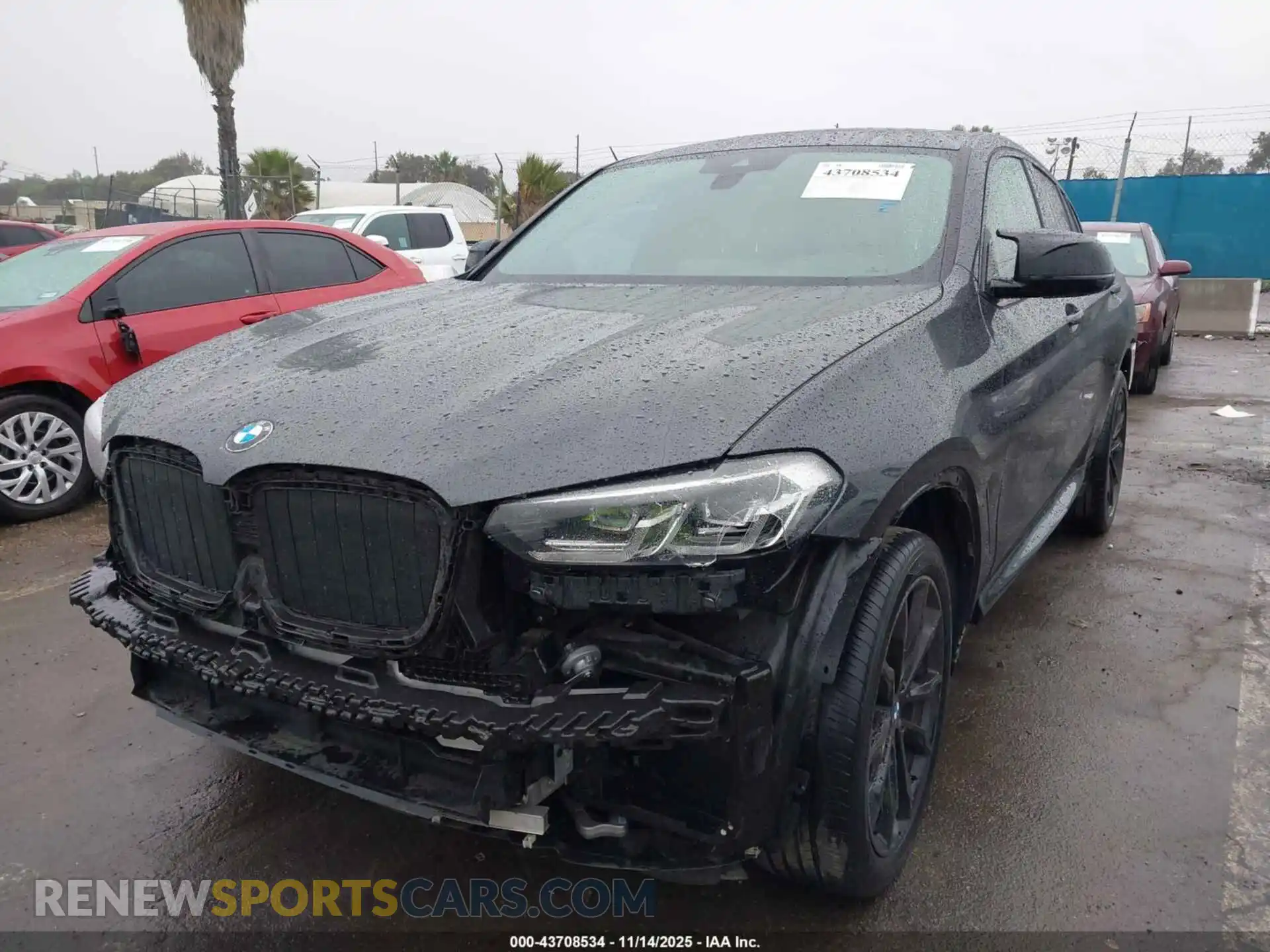2 Photograph of a damaged car 5UX33DT09N9J09596 BMW X4 2022