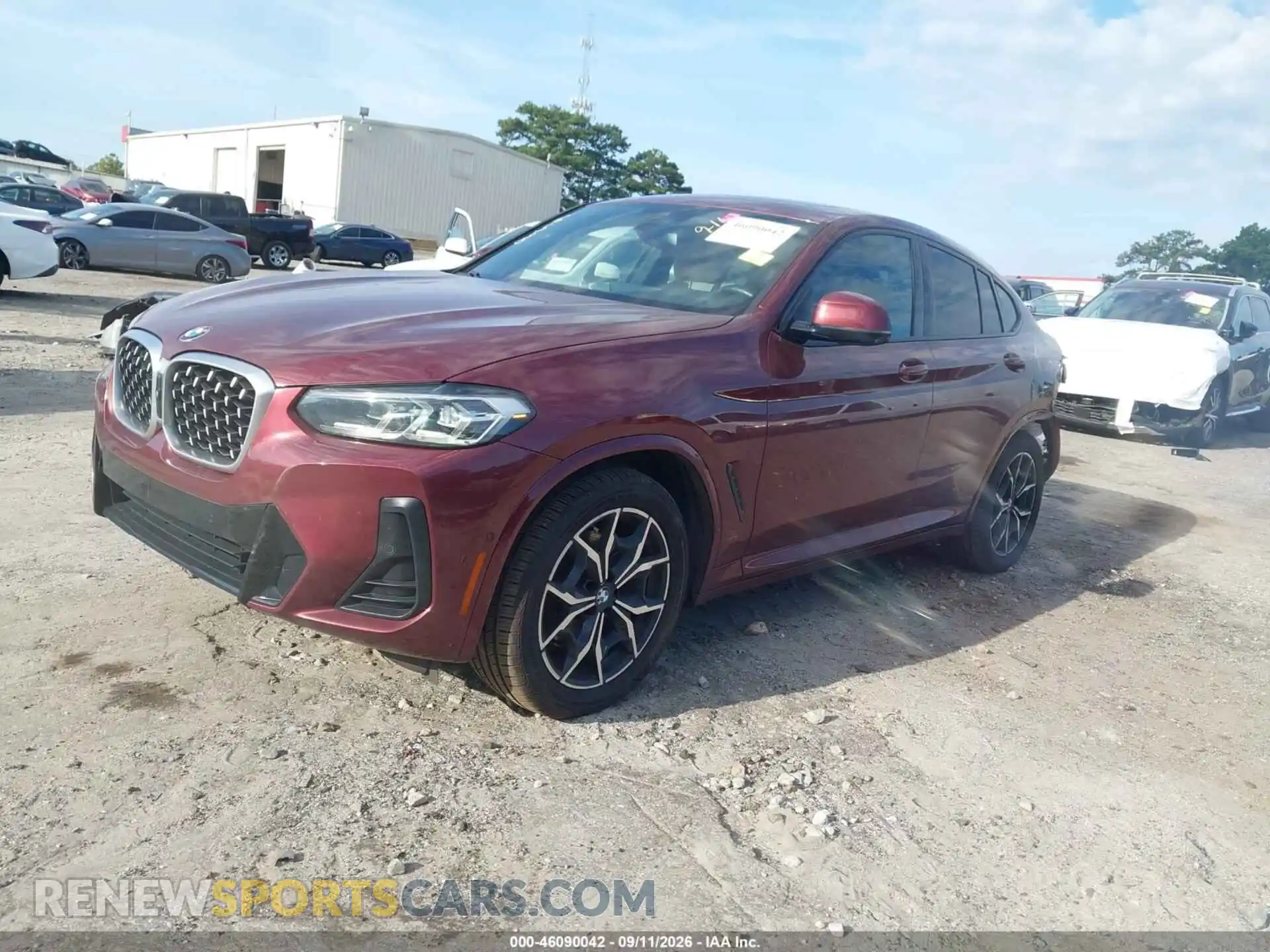 2 Фотография поврежденного автомобиля 5UX33DT0XN9M66530 BMW X4 2022