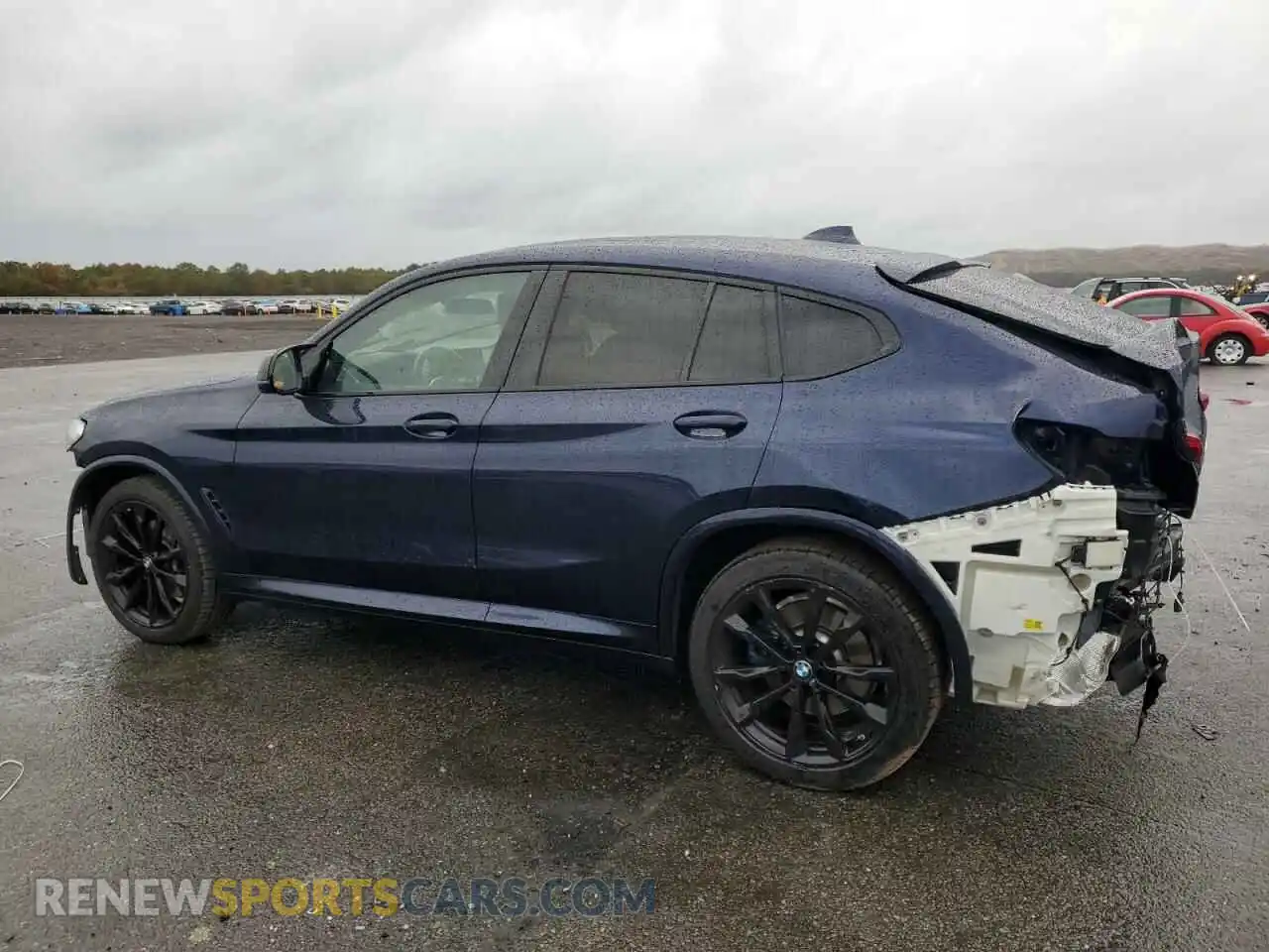 2 Photograph of a damaged car 5UX43DT06N9L42565 BMW X4 2022