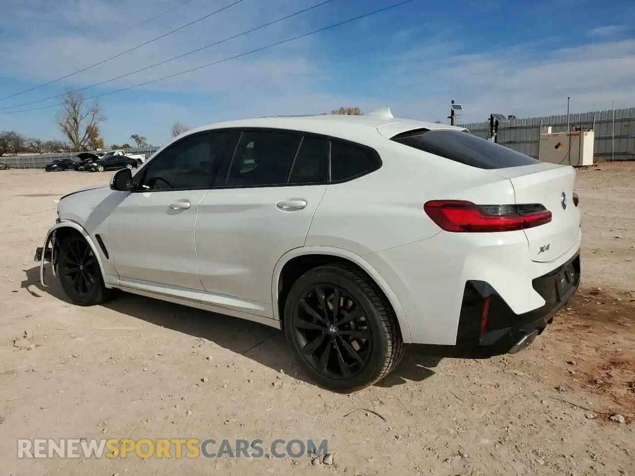 2 Фотография поврежденного автомобиля 5UX33DT01P9P53029 BMW X4 2023