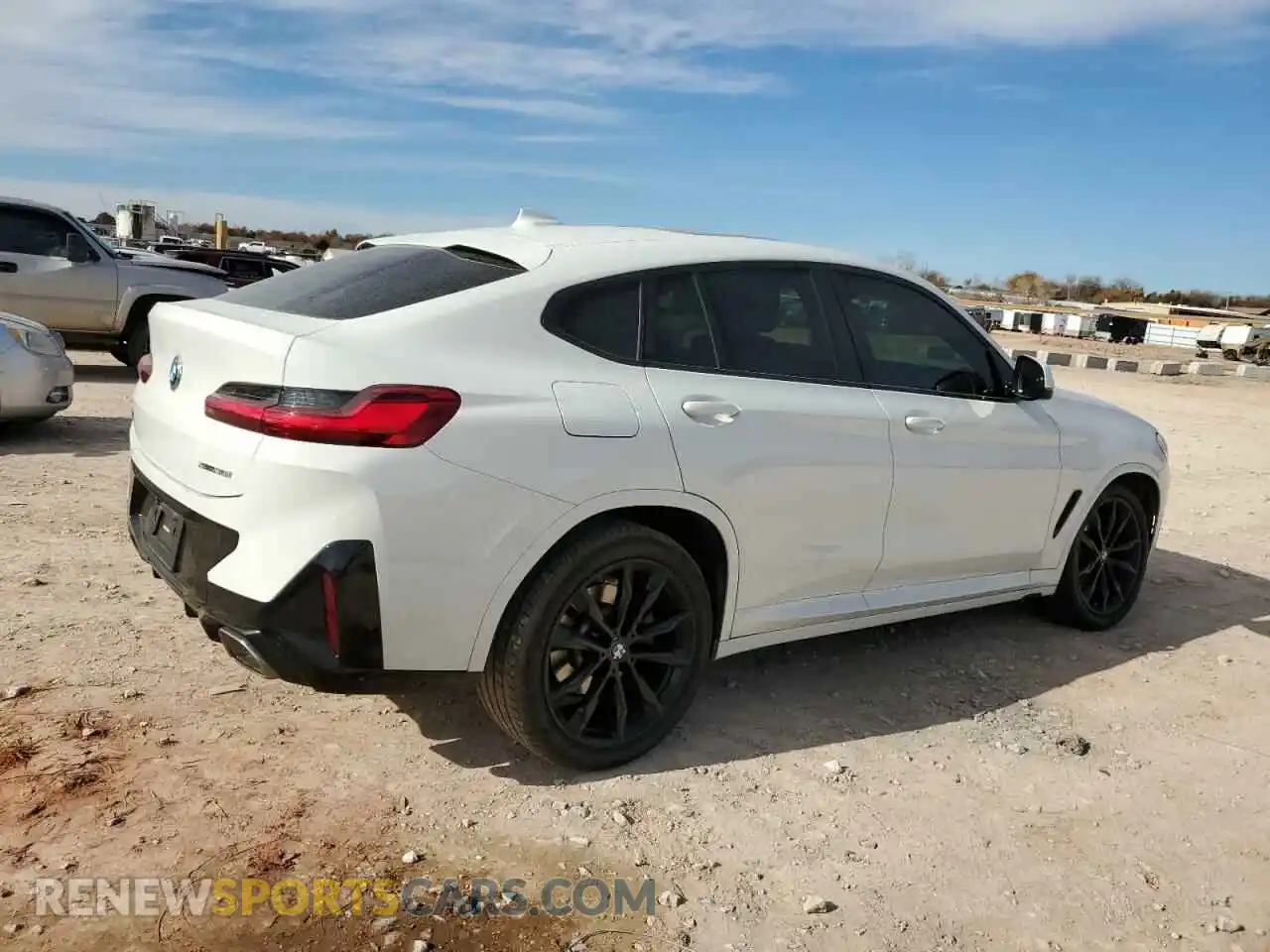 3 Фотография поврежденного автомобиля 5UX33DT01P9P53029 BMW X4 2023