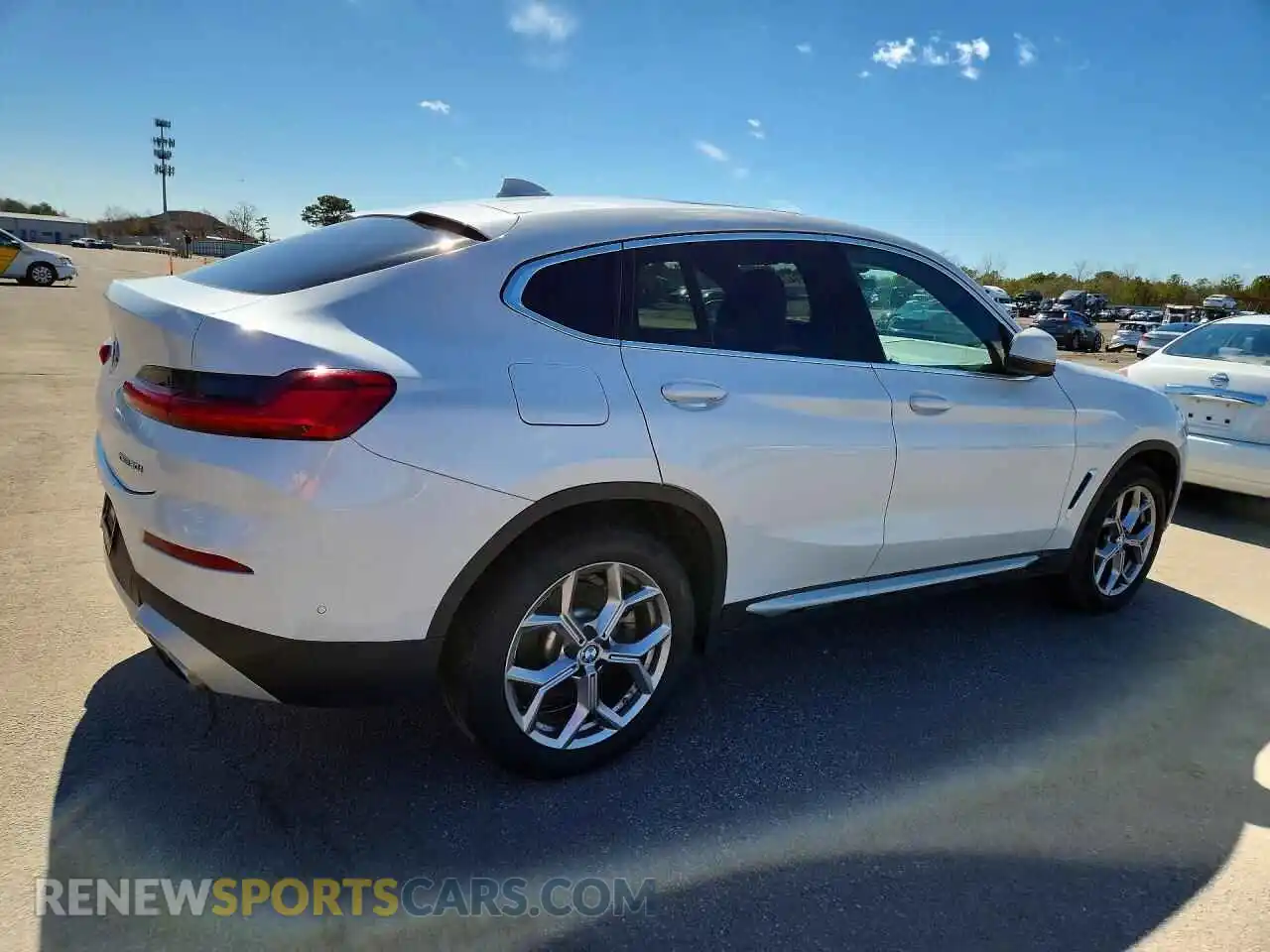 3 fotografías del automóvil dañado 5UX33DT01P9P68419 BMW X4 2023