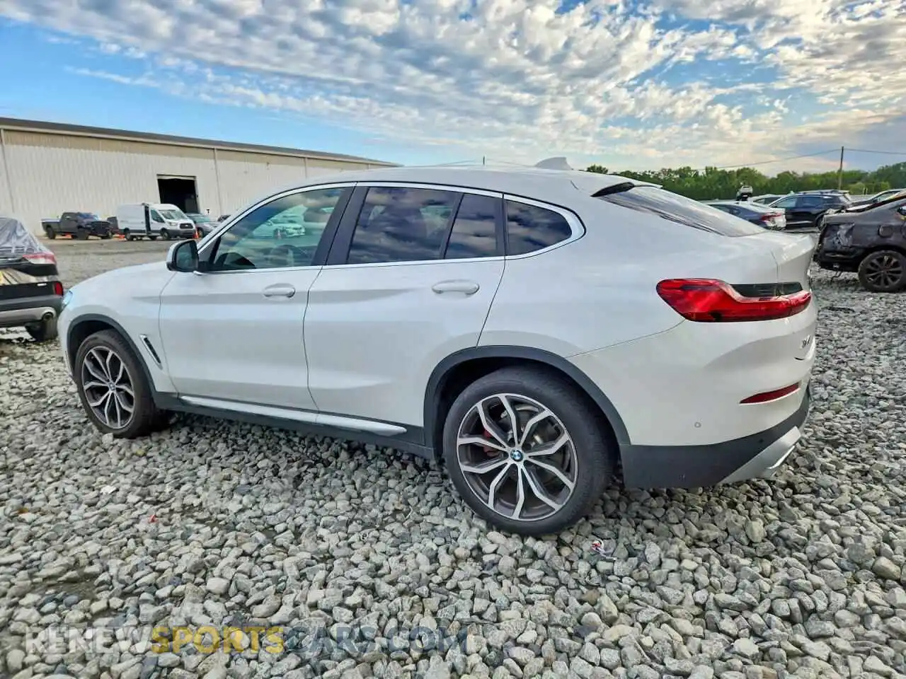 2 Фотография поврежденного автомобиля 5UX33DT02P9P46915 BMW X4 2023