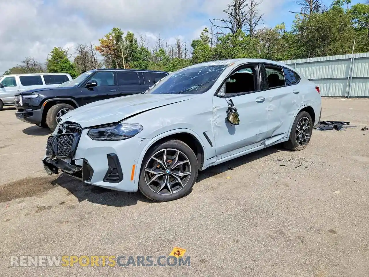 1 Photograph of a damaged car 5UX33DT03P9P03930 BMW X4 2023