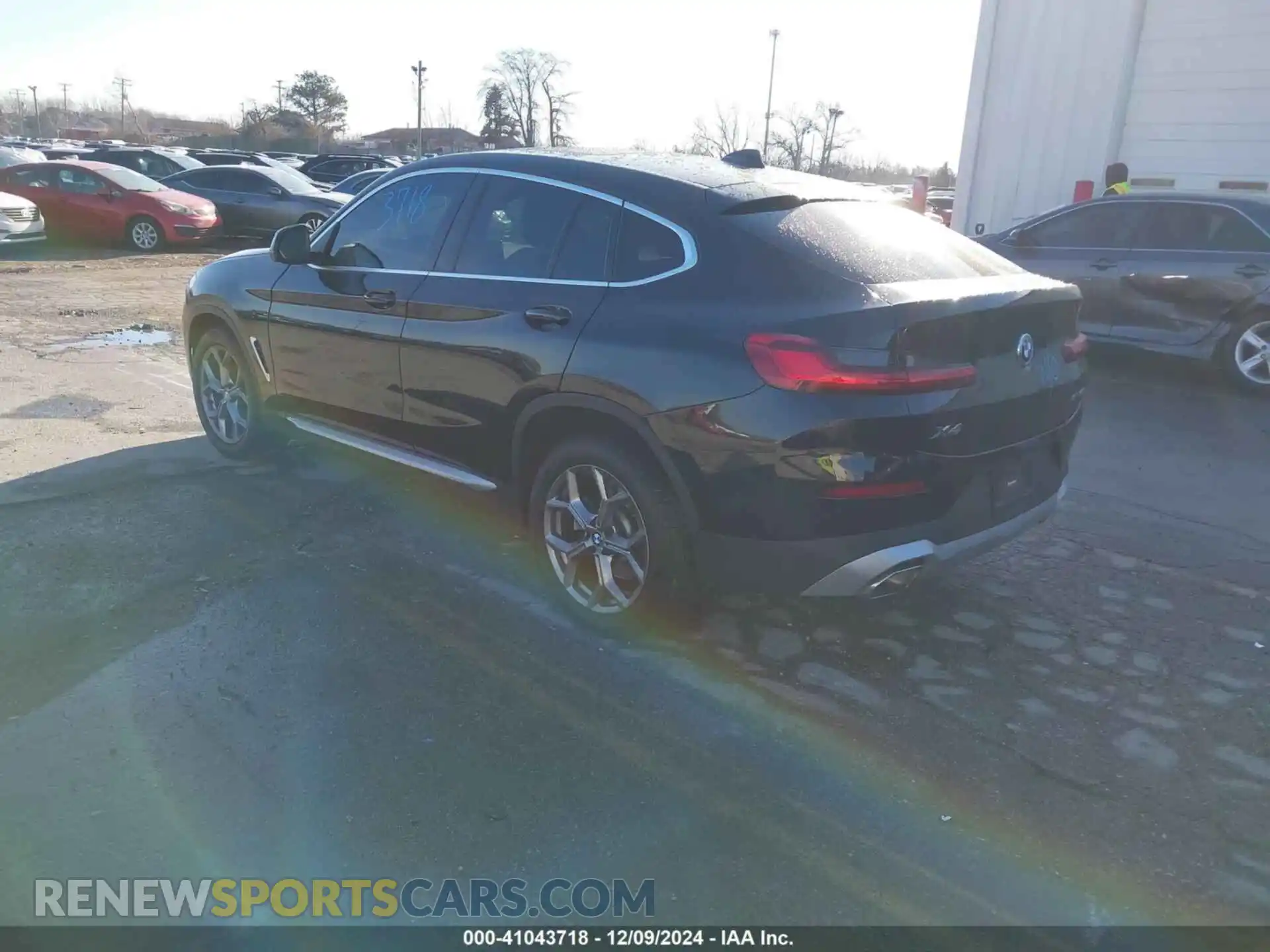 3 Фотография поврежденного автомобиля 5UX33DT03P9R23827 BMW X4 2023