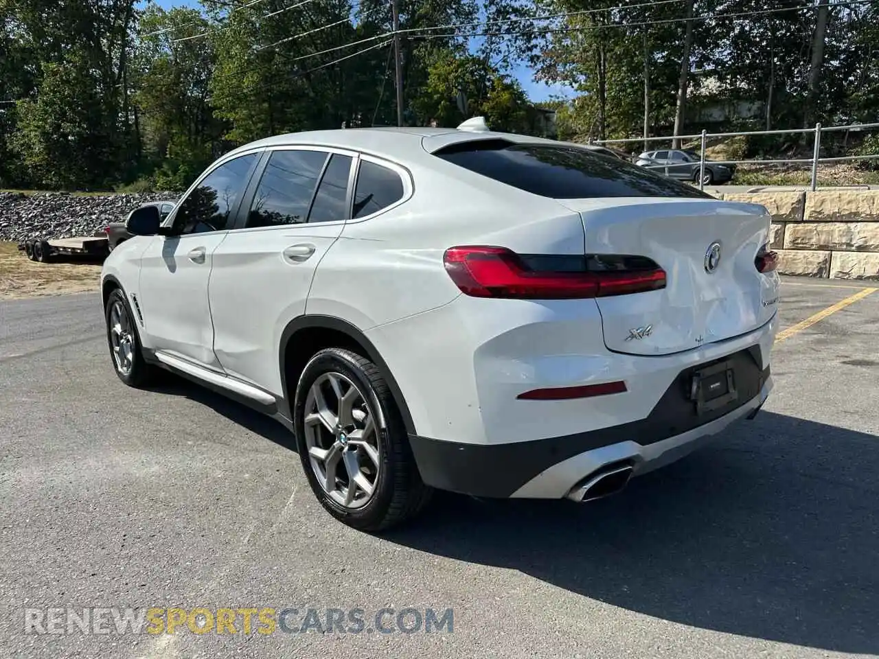 2 fotografías del automóvil dañado 5UX33DT04P9T06288 BMW X4 2023