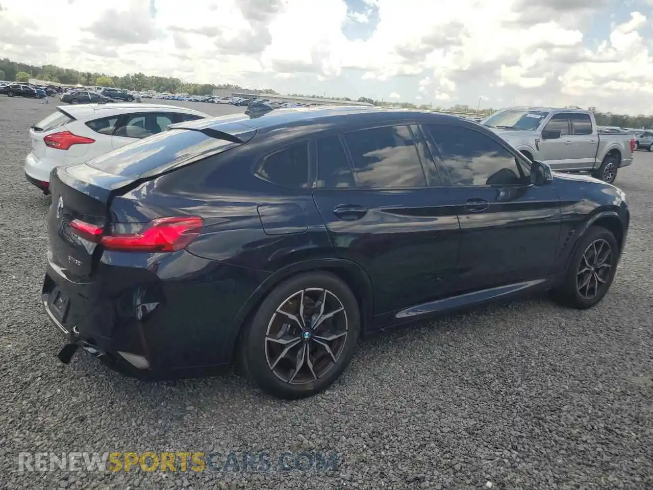 3 fotografías del automóvil dañado 5UX33DT05P9N51925 BMW X4 2023