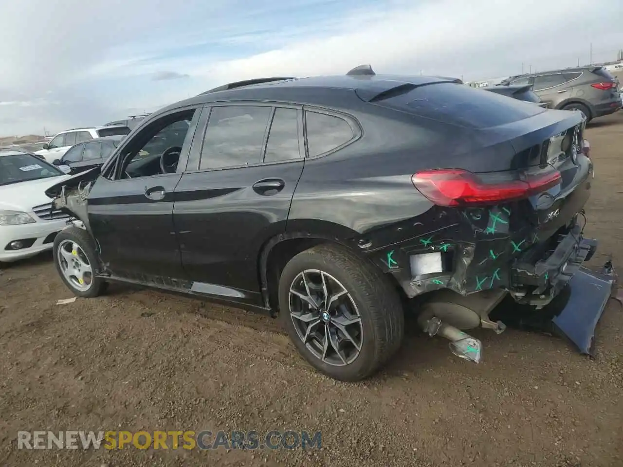 2 Фотография поврежденного автомобиля 5UX33DT05P9R01019 BMW X4 2023
