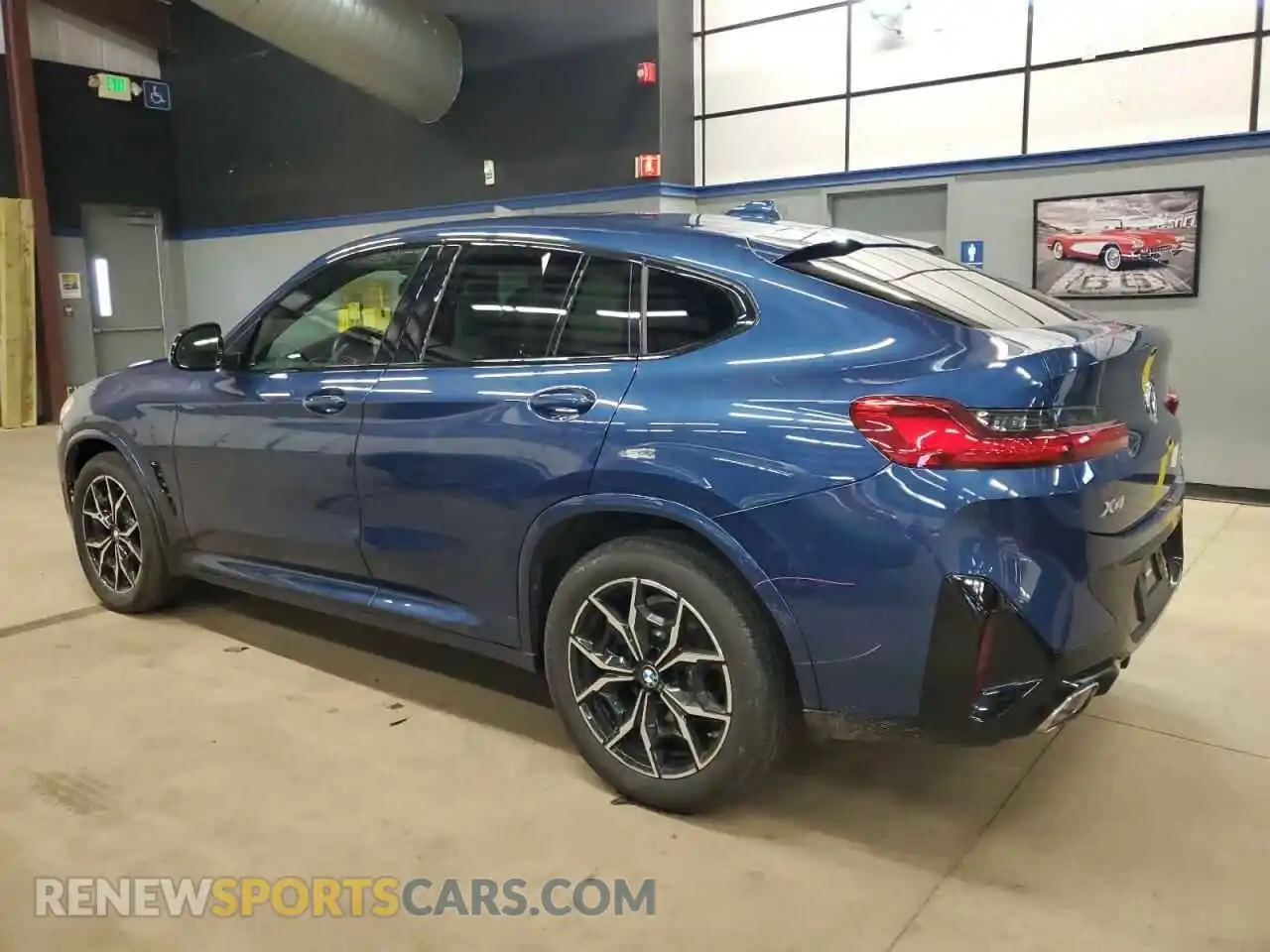 2 Photograph of a damaged car 5UX33DT08P9P12848 BMW X4 2023