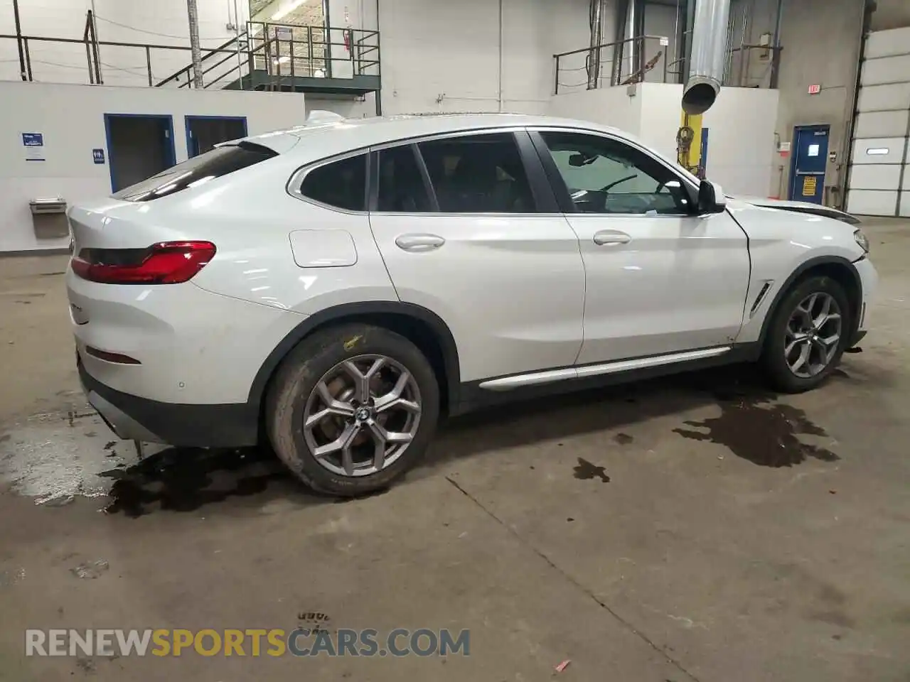 3 Фотография поврежденного автомобиля 5UX33DT0XP9S08981 BMW X4 2023