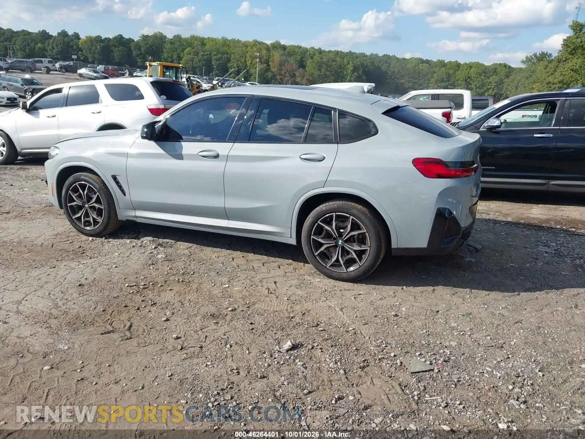 3 Фотография поврежденного автомобиля 5UX43DT02P9P32310 BMW X4 2023