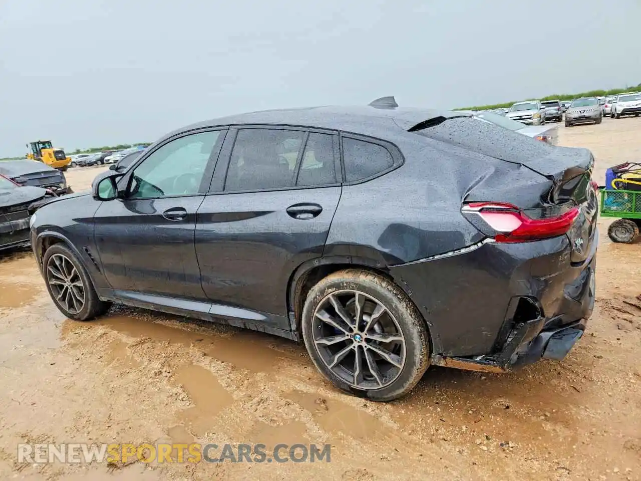 2 fotografías del automóvil dañado 5UX43DT06P9R73660 BMW X4 2023