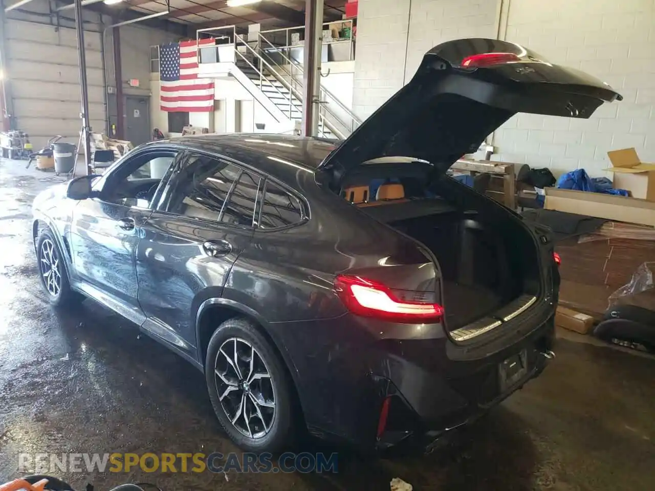 2 Фотография поврежденного автомобиля 5UX43DT09P9R44007 BMW X4 2023