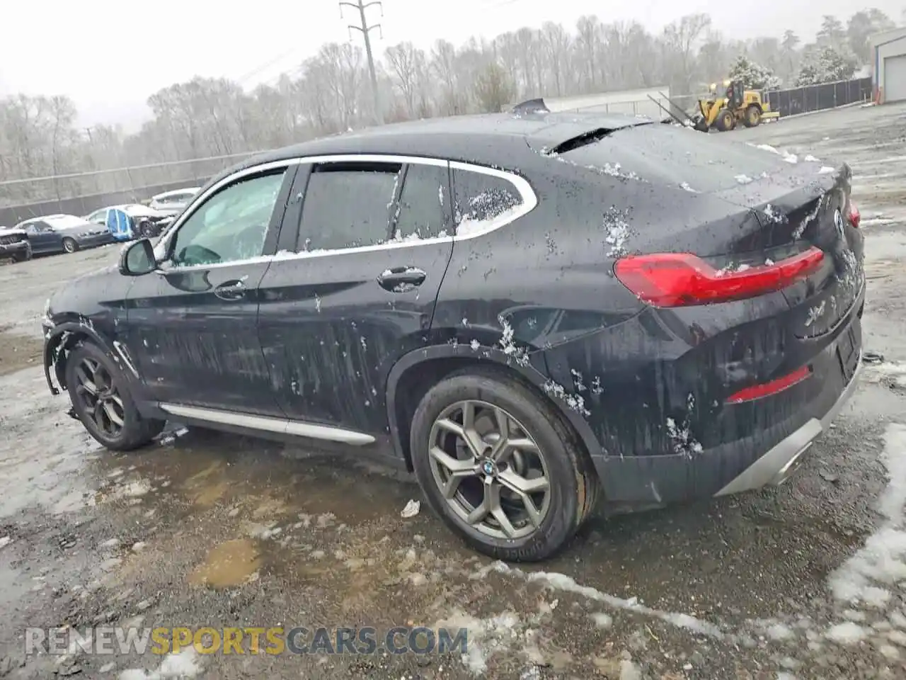 2 Photograph of a damaged car 5UX33DT00R9T48699 BMW X4 2024