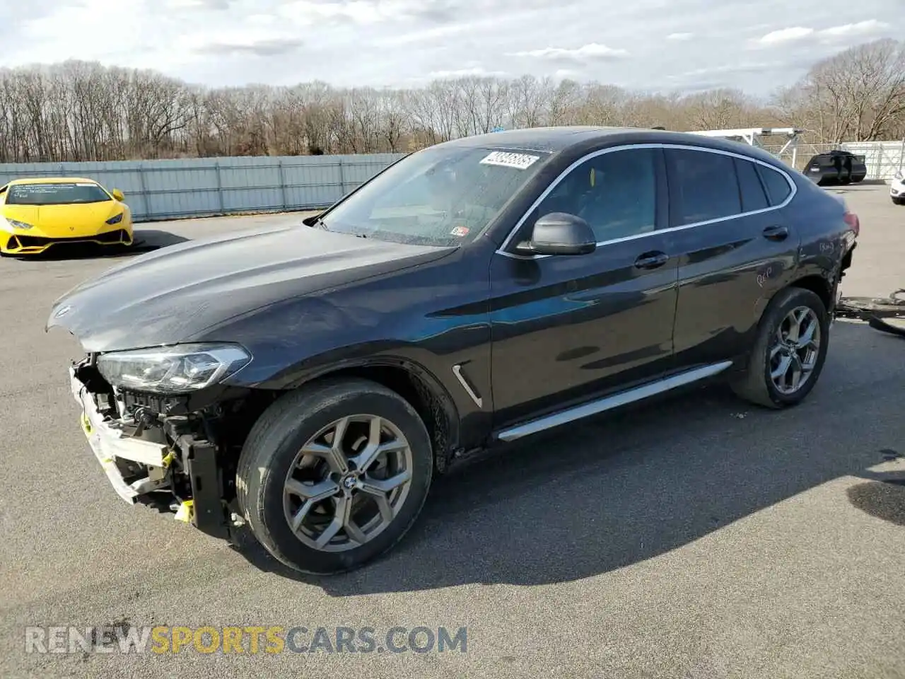 1 Photograph of a damaged car 5UX33DT00R9T91018 BMW X4 2024