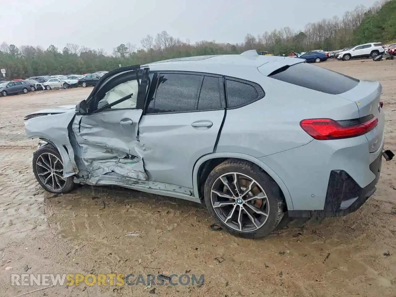 2 Photograph of a damaged car 5UX33DT00R9U45028 BMW X4 2024