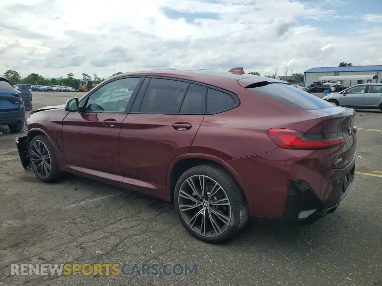 2 Photograph of a damaged car 5UX33DT00R9X08201 BMW X4 2024