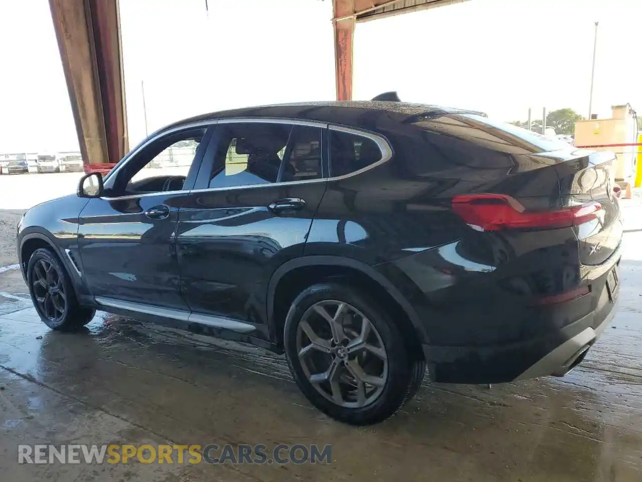 2 Photograph of a damaged car 5UX33DT00R9X12426 BMW X4 2024